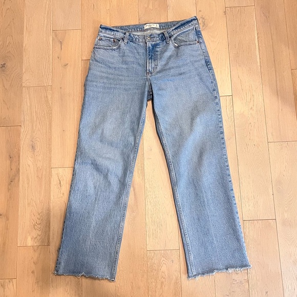 Abercrombie and Fitch Vintage Denim  Low Rise Baggy Jean - SIZE 29 - Picture 1 of 5